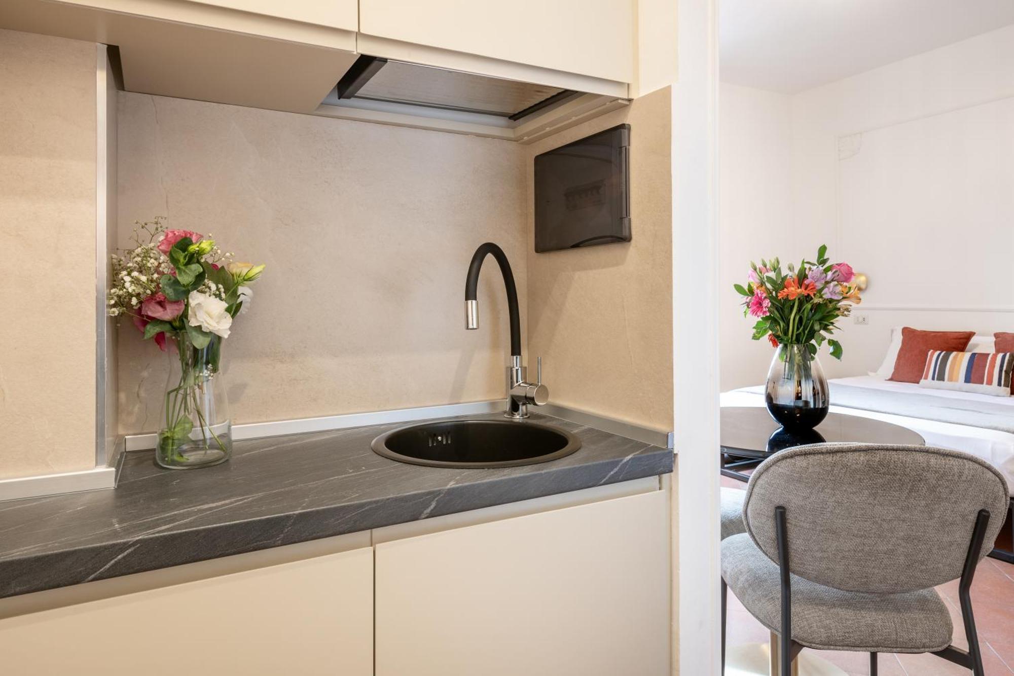 White Flat Termini Roma Exterior foto