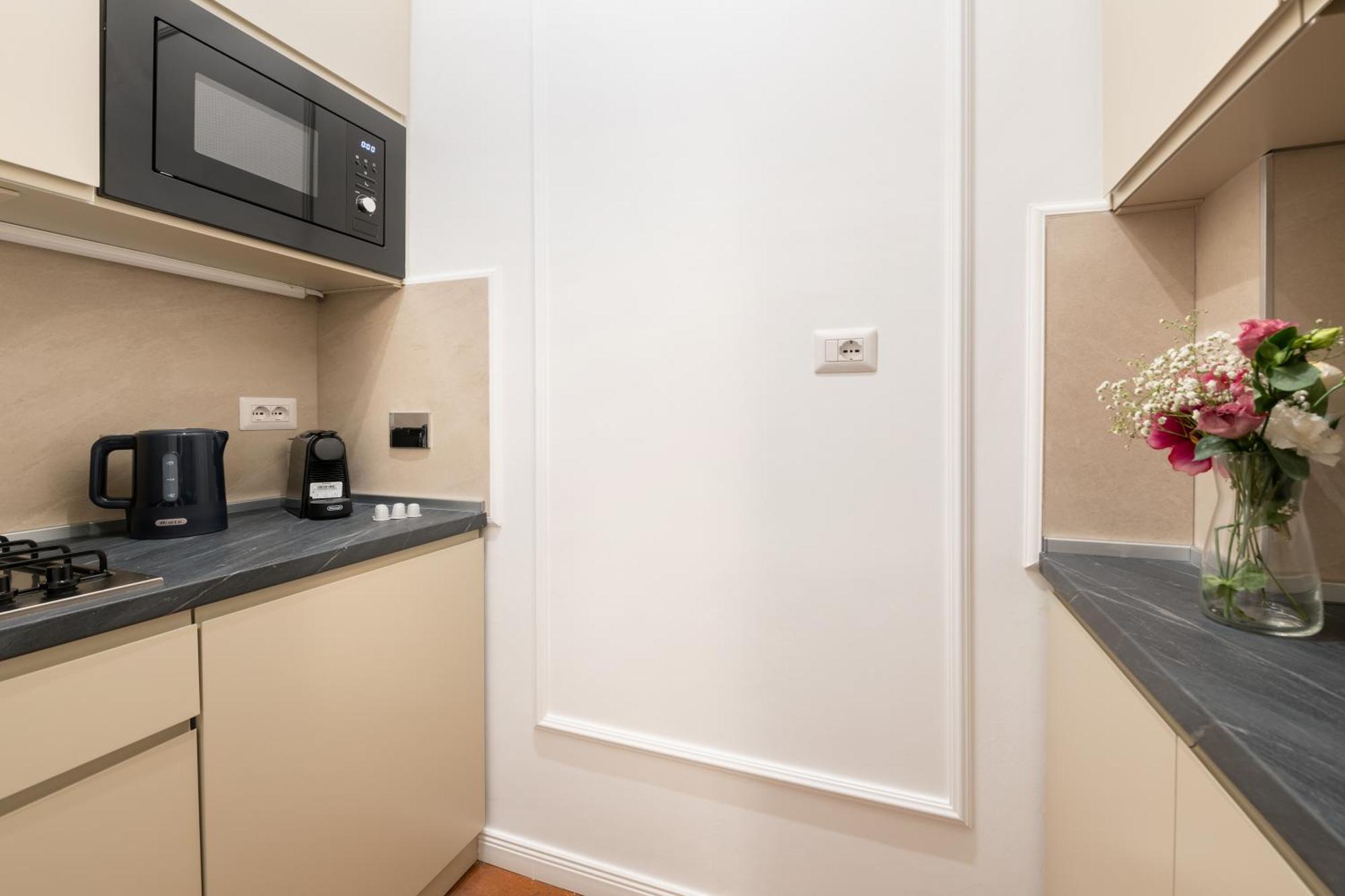White Flat Termini Roma Exterior foto